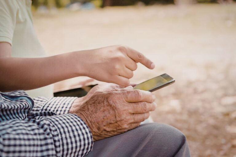 IA para Mejorar la Vida de los Adultos Mayores